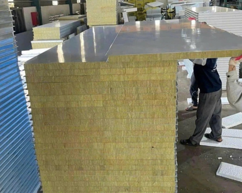 don-vi-cung-cap-panel-rw-tai-mien-bac-3