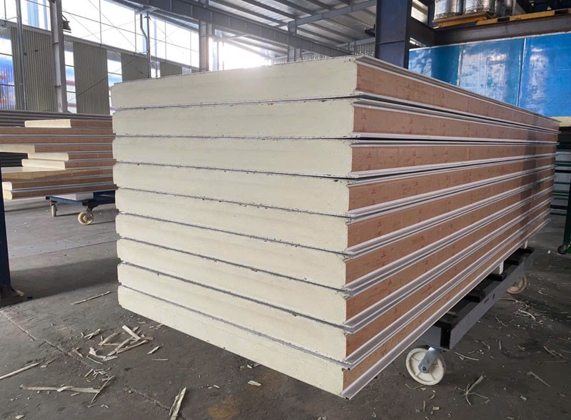 kinh-nghiem-dung-kho-lanh-bang-panel-1