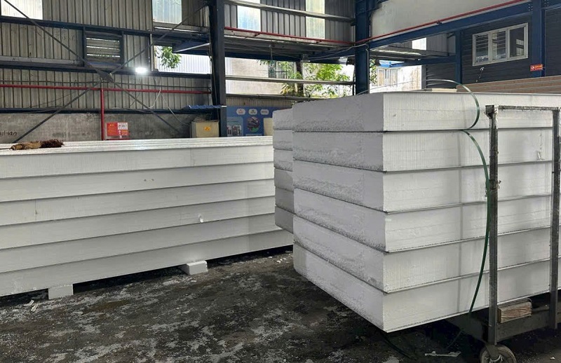 panel-eps-cach-nhiet-kho-lanh-13