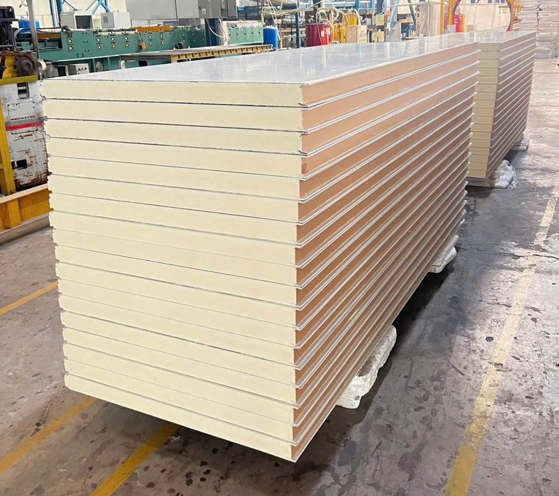 tam-panel-pu-bao-nhieu-tien-1