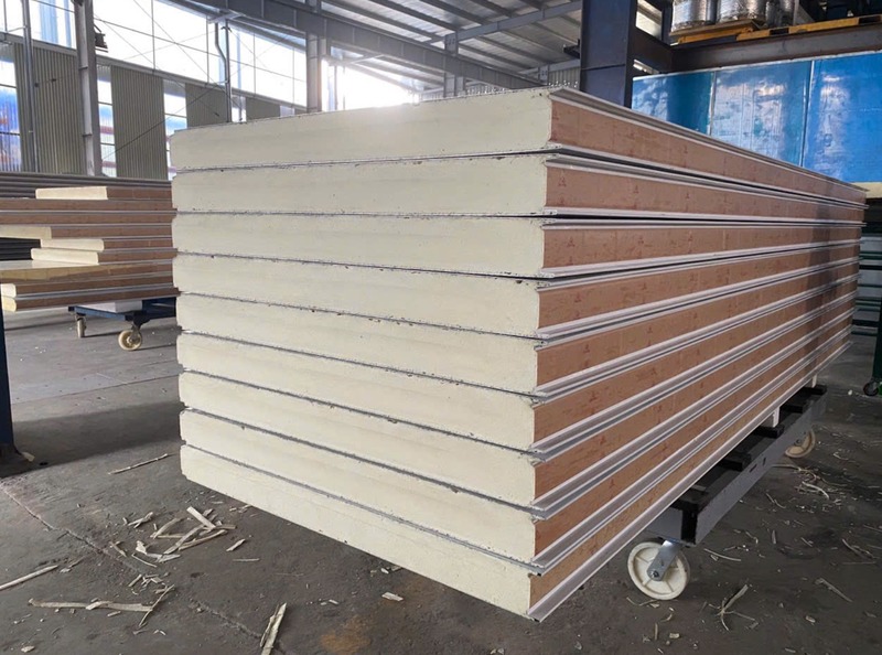 tam-panel-pu-bao-nhieu-tien-2