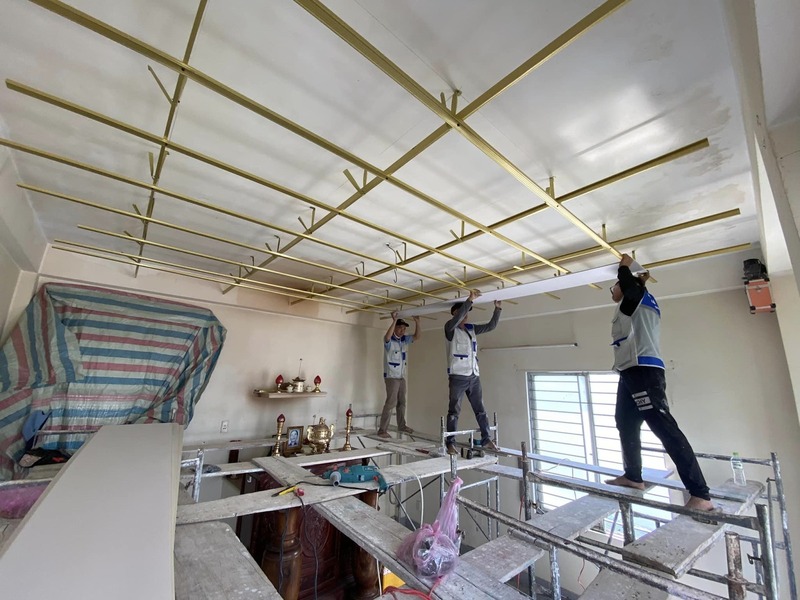Hướng dẫn thi công trần nhựa nano đúng kỹ thuật và bền đẹp