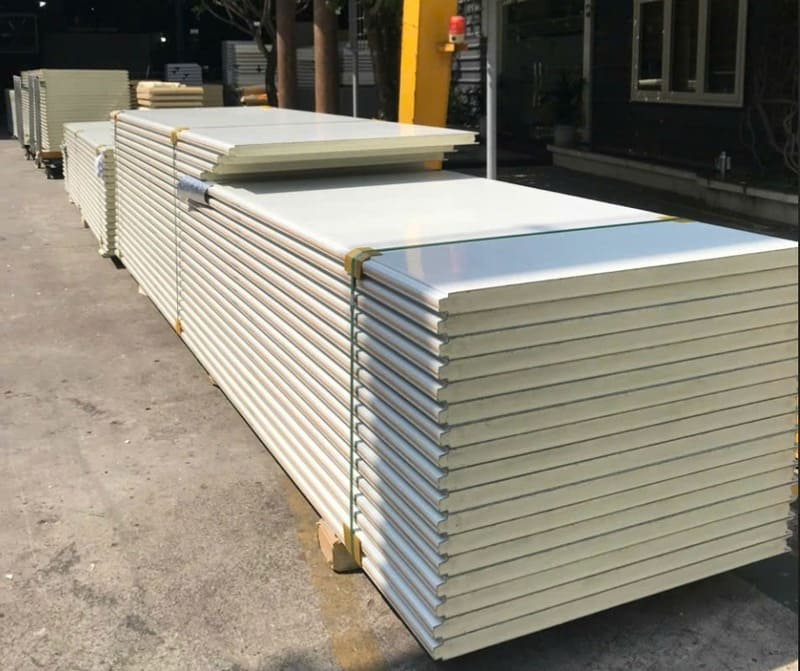Panel PU giá rẻ: Giải pháp cách âm cách nhiệt cho công trình