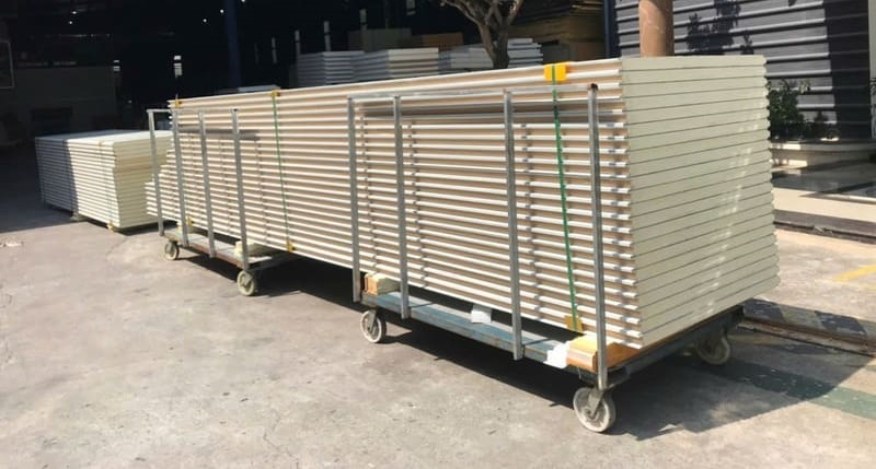 Panel PU phòng sạch: Vật liệu hiện đại cho công trình